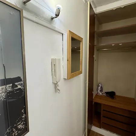 Appartamento Nice Studio With Balcony Near The Eiffel Tower