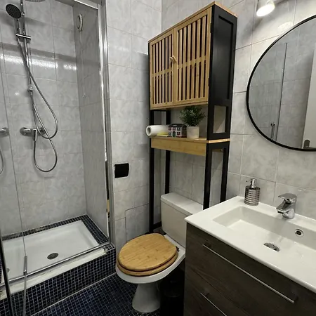 Nice Studio With Balcony Near The Eiffel Tower Appartamento *